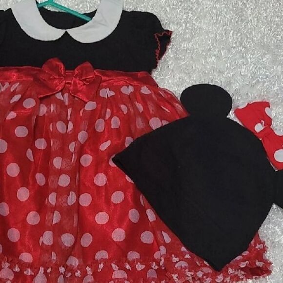 Disney Minnie Mouse dress and hat - Picture 1 of 1